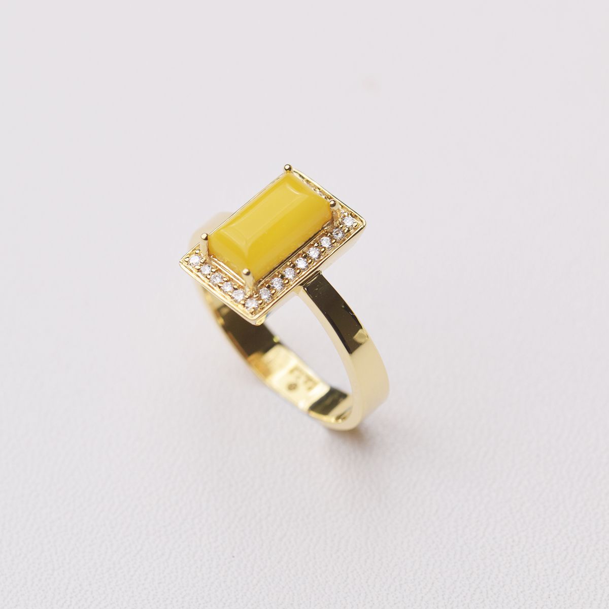 Al_Iqyan_Diamond_Ring Image 1