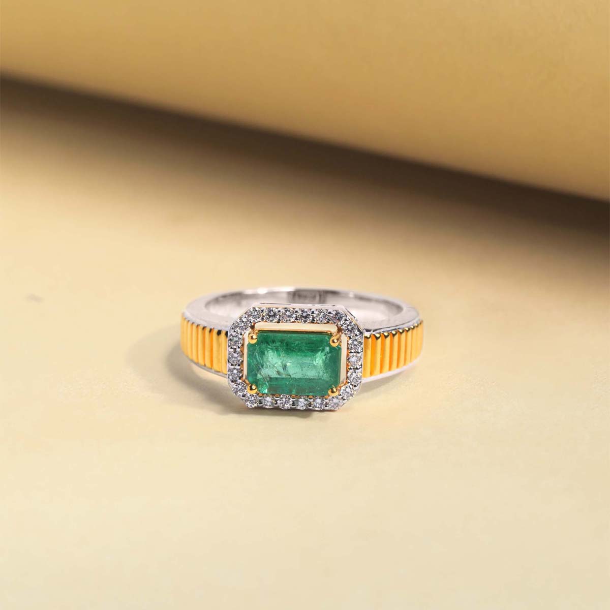 Ayub Emerald Gents Ring image 1