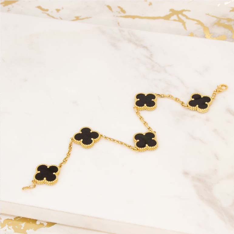 CloverBraceletWB2_jpg