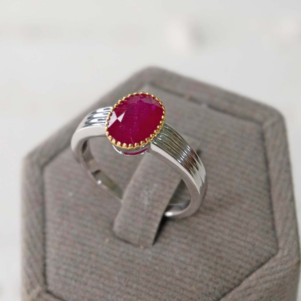 Escada Ring Image 2