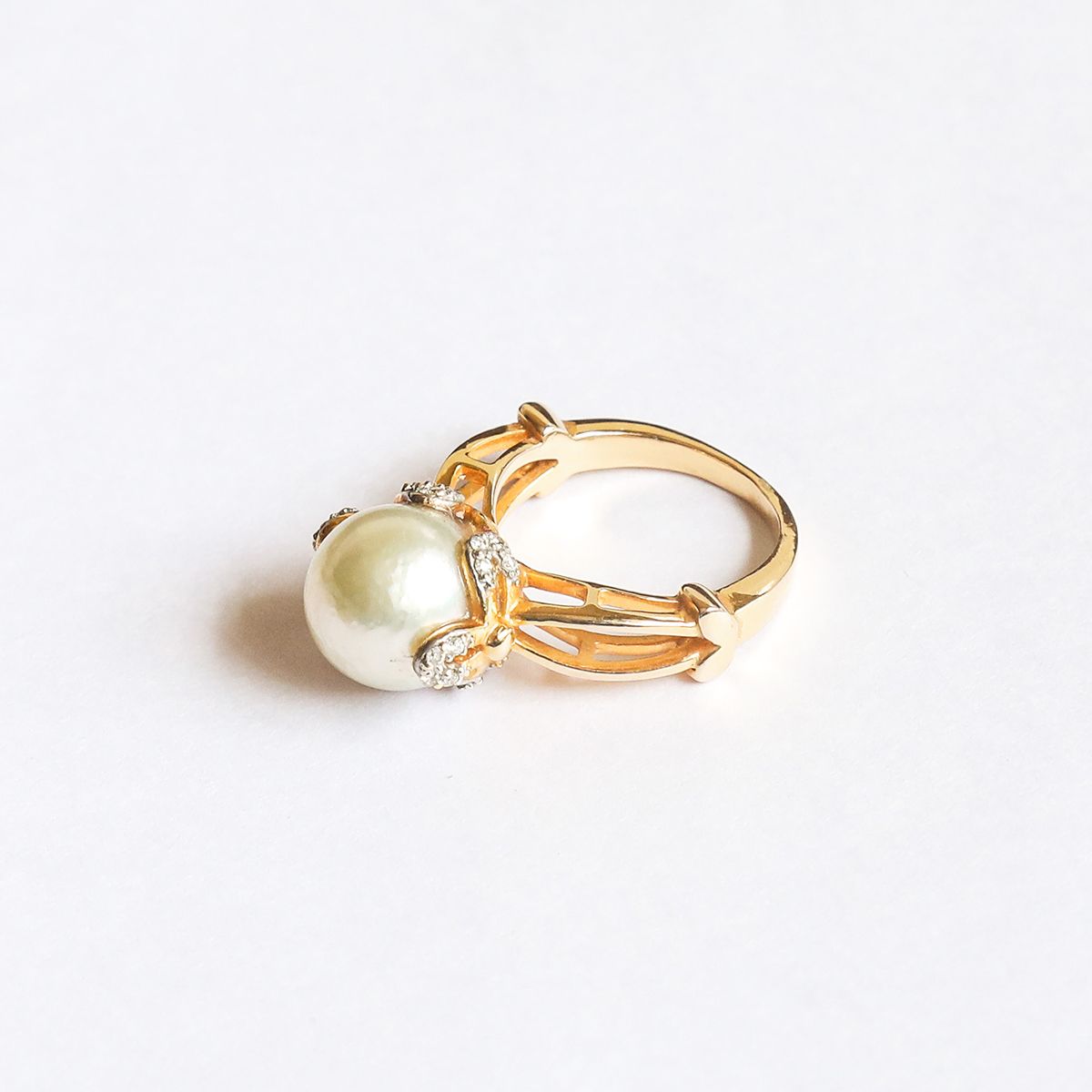 Frosty_Pearl_Ring