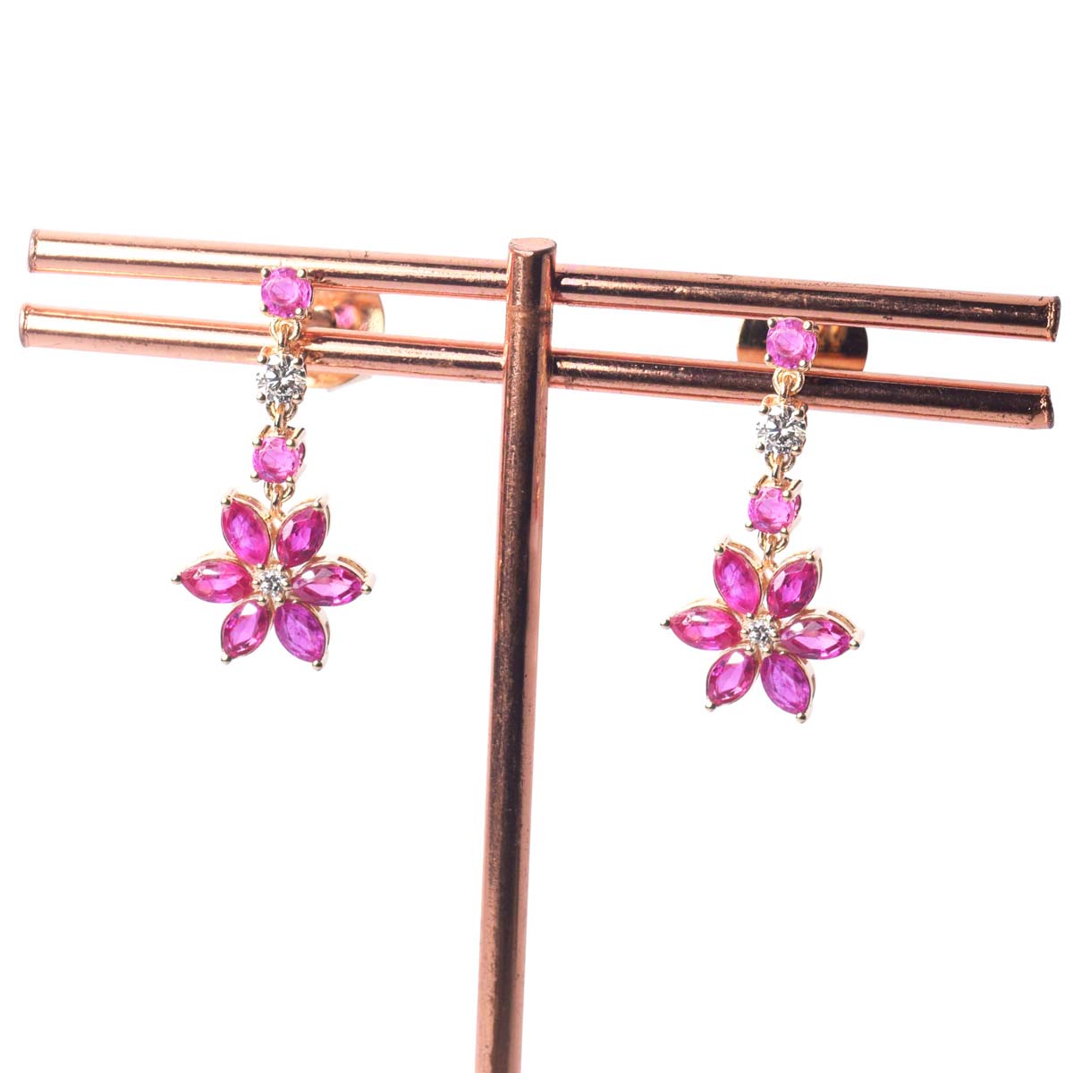 Gulnaar_Earrings_Wb_2