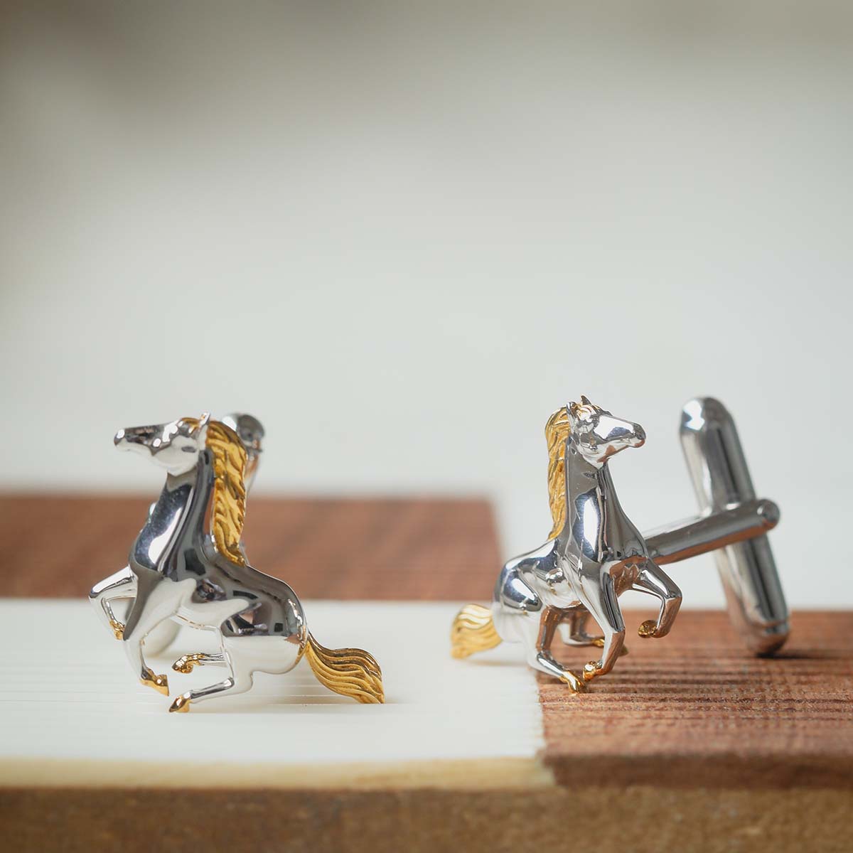 Hourse-Cufflinks-3