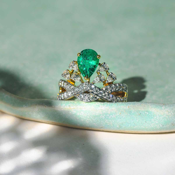 Imparial-Emerald-Ring