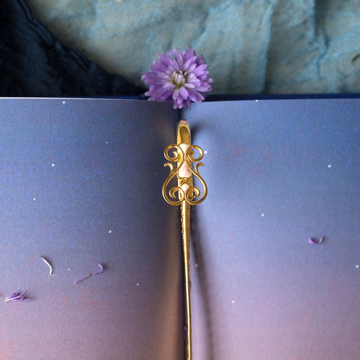 Kriss_Bookmark_1