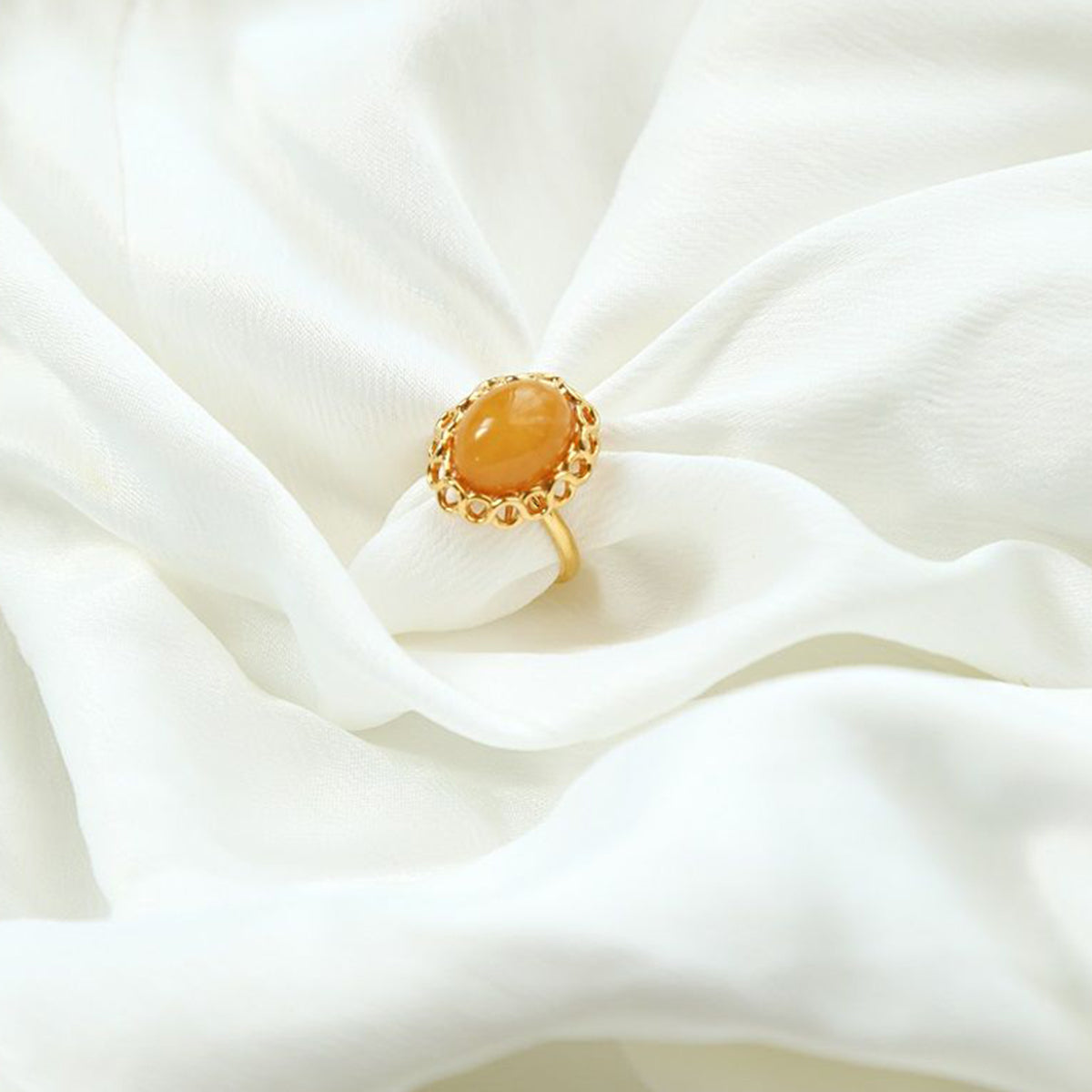 MarinaAmberGoldRing1