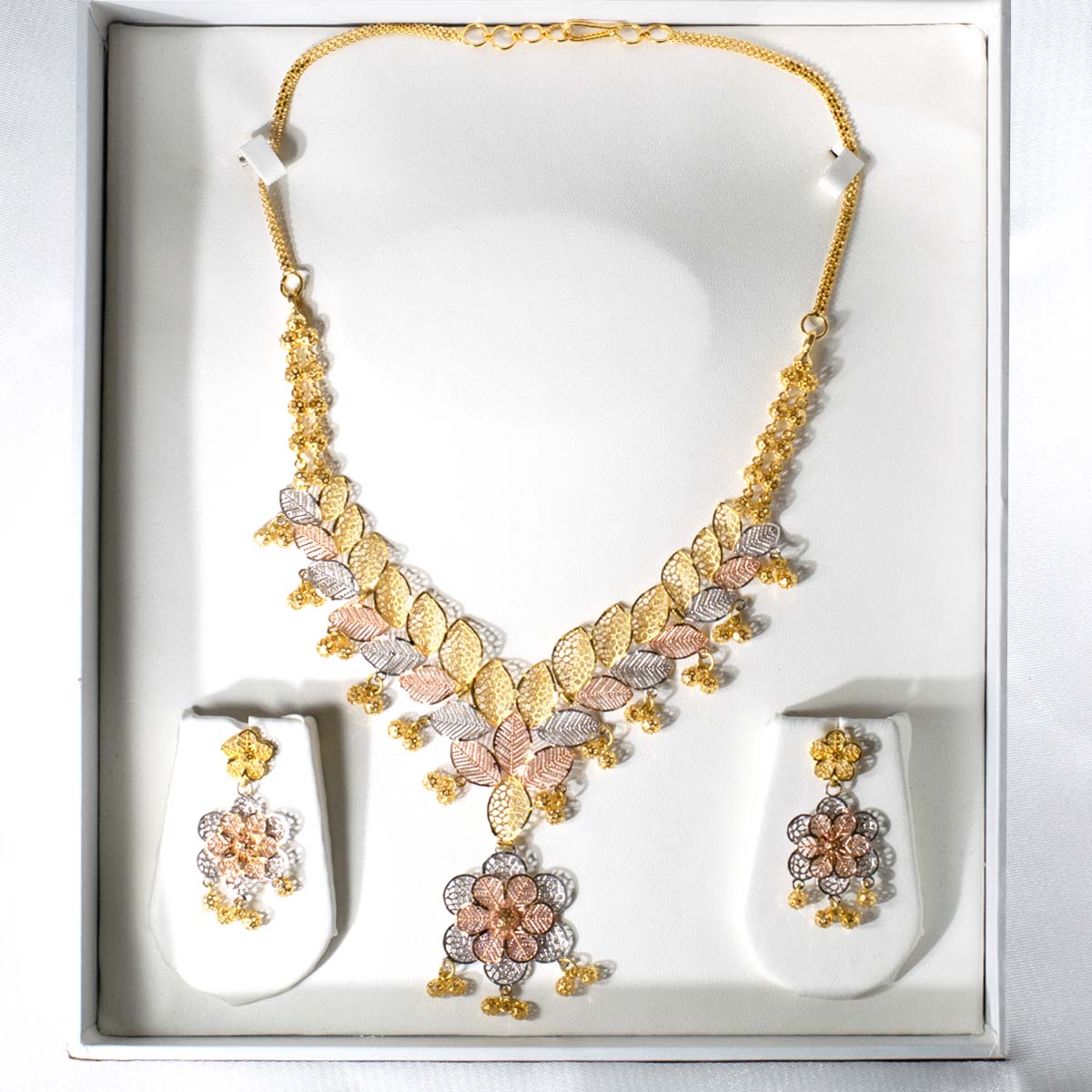 Seraphine_Set_WB_2