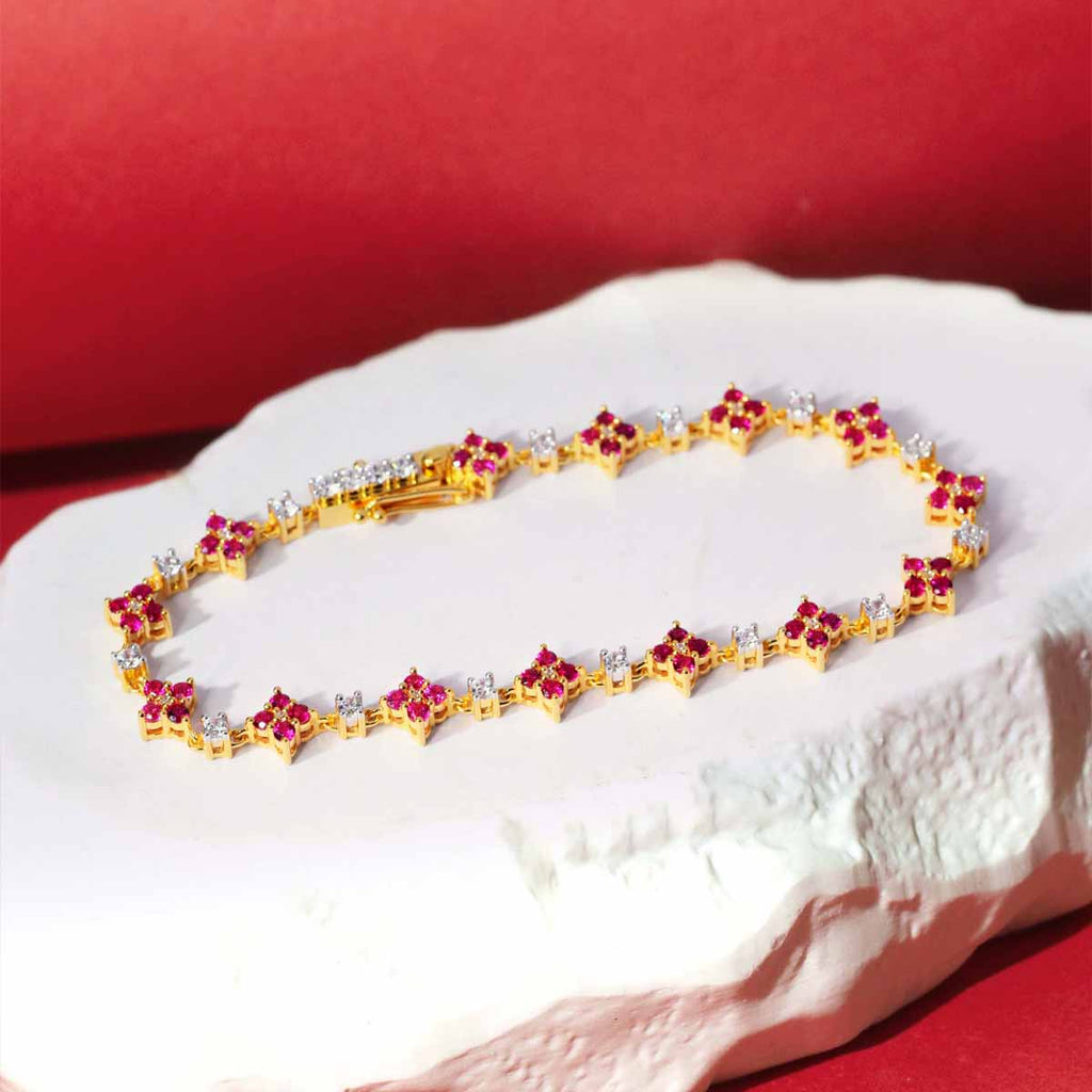 Sqaure-bracelet-1_b5a3b150-2ec0-4f62-b978-8861aa1c97f3