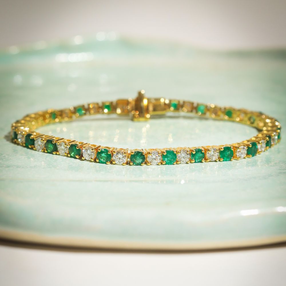 Venus Emerald Bracelet image 1