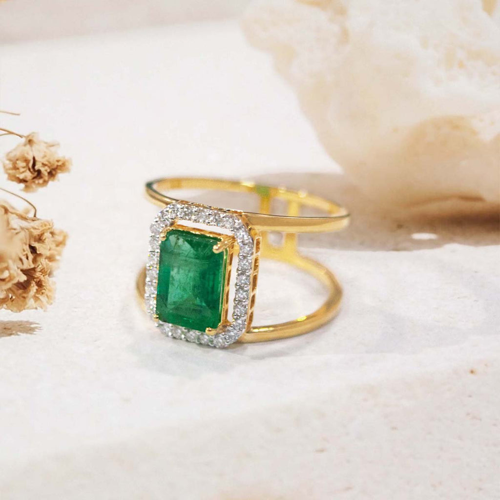 Esra Emerald Ring image 0