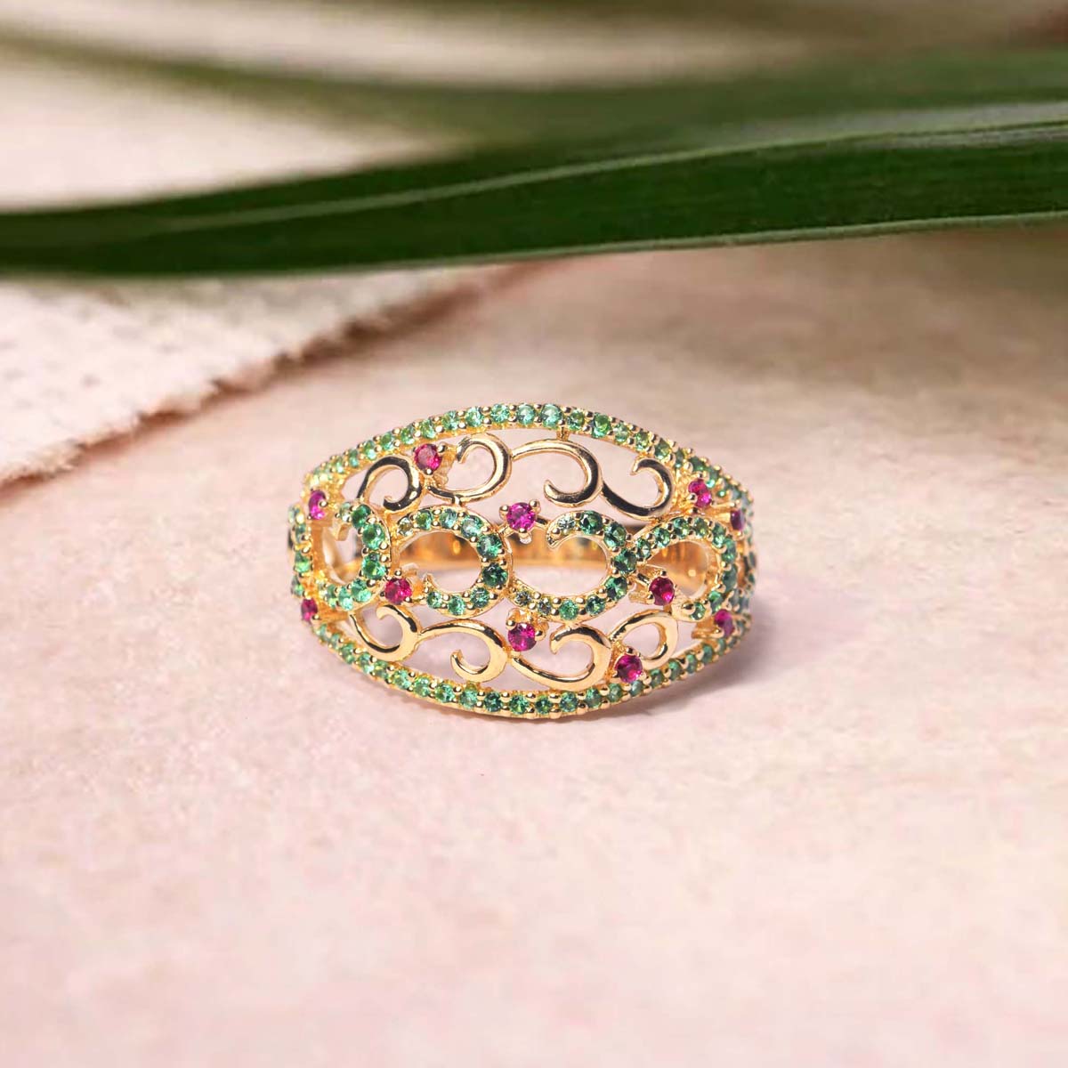 Anora Ring product view