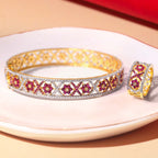 Diva Bangle in silver detail view