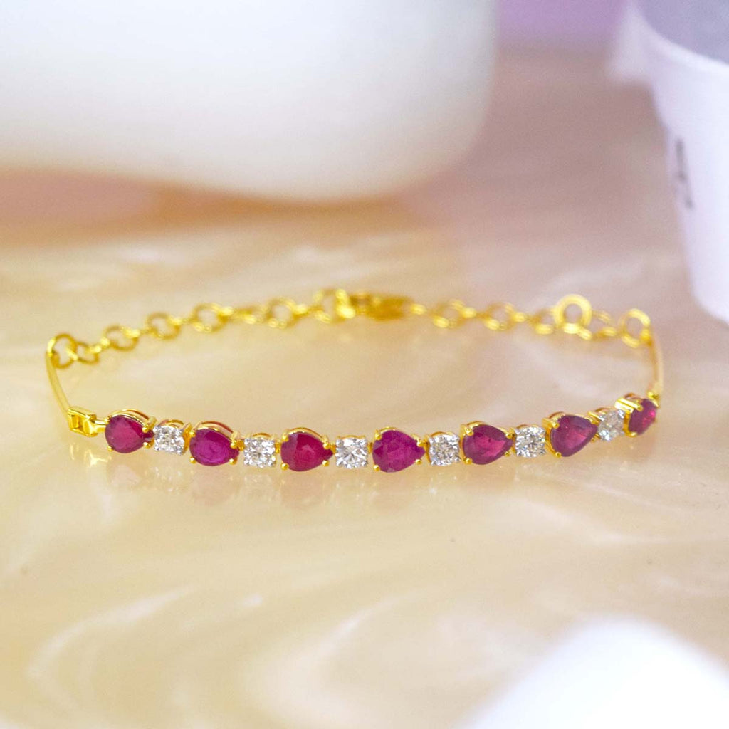Amelia Pear Bracelet image 0