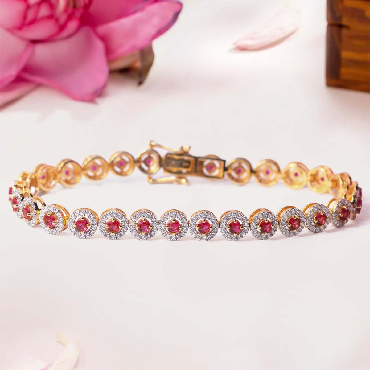 Lana Bracelet 2.0 product view
